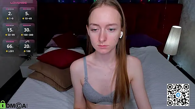 Snapshot of Mia_E1fie chatting on March 15, 2026, 12:05 am Mia E1fie online show from March 15, 2026, 12:05 am