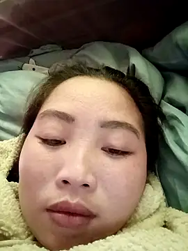 PhamPhung online show from November 14, 2025, 5:50 am