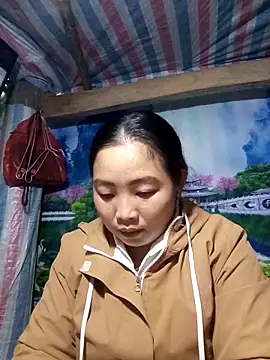 PhamPhung online show from March 4, 2026, 3:01 am