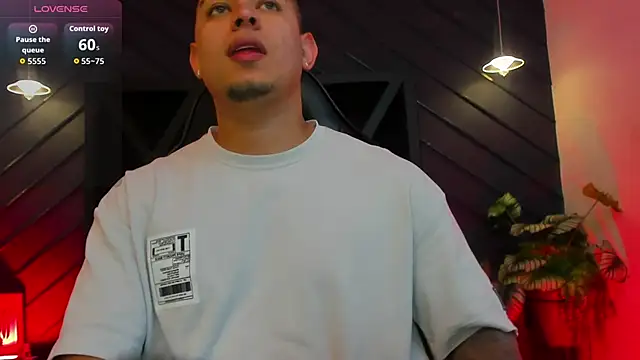 marco garciia  online show from February 12, 2026, 11:11 pm