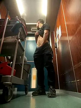 Snapshot of los_freaky chatting on September 23, 2025, 11:02 am los freaky online show from September 23, 2025, 11:02 am