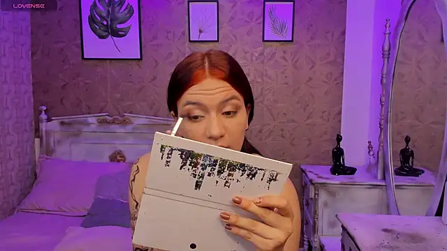 Dali collin online show from April 10, 2026, 12:54 pm