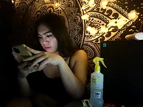 Madylinebigcock69 online show from February 7, 2026, 12:42 pm