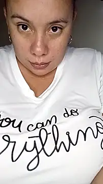 luzdanna online show from November 1, 2025, 10:34 pm