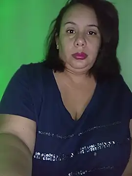 Snapshot of luzdanna chatting on June 25, 2026, 3:50 am luzdanna online show from June 25, 2026, 3:50 am