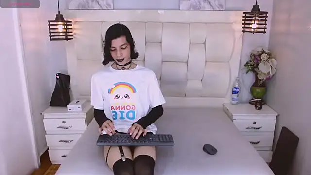 Atley Dolly online show from February 19, 2026, 10:39 pm