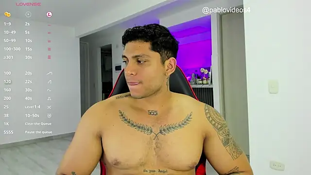 Nicolasmontoya16 online show from October 19, 2025, 5:08 am