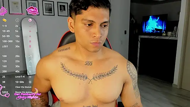 Nicolasmontoya16 online show from November 13, 2025, 11:25 pm