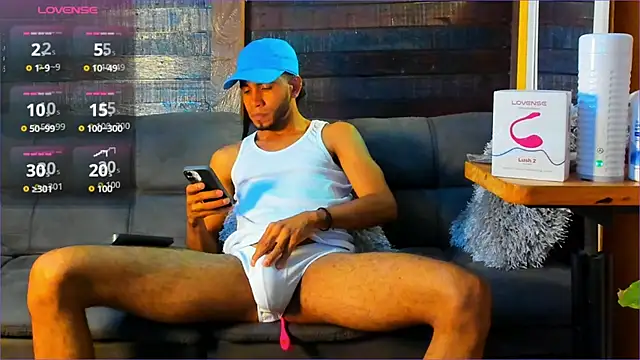 Alex bigcock11  online show from September 23, 2025, 3:42 am