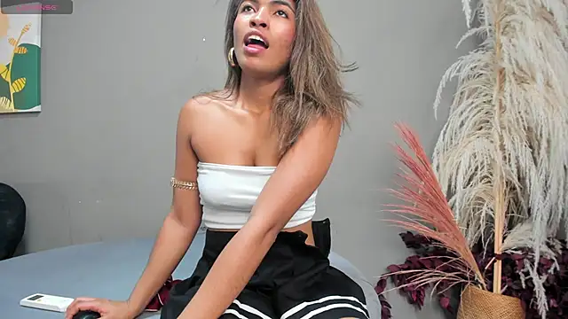 sienna glow online show from March 2, 2026, 3:19 pm