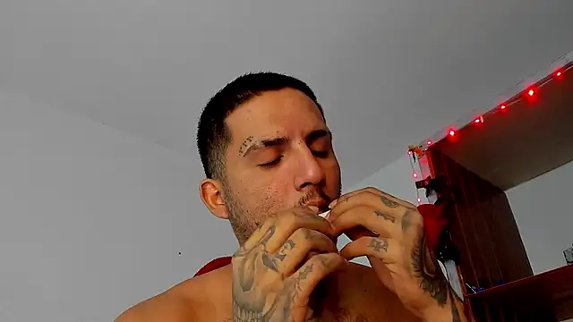 Snapshot of Lord_Luciferhot_Dirty666 chatting on April 17, 2026, 10:35 pm Lord Luciferhot Dirty666 online show from April 17, 2026, 10:35 pm