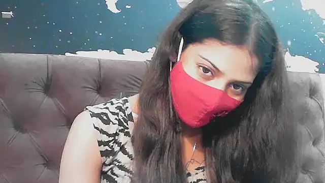 elize   online show from October 29, 2025, 1:02 pm