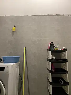 Handydila online show from September 28, 2025, 10:26 pm