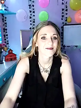 Snapshot of Purple2StayThnxx chatting on September 28, 2025, 10:31 am Purple2StayThnxx online show from September 28, 2025, 10:31 am