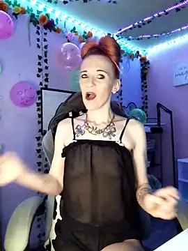 Snapshot of Purple2StayThnxx chatting on October 8, 2025, 10:07 pm Purple2StayThnxx online show from October 8, 2025, 10:07 pm