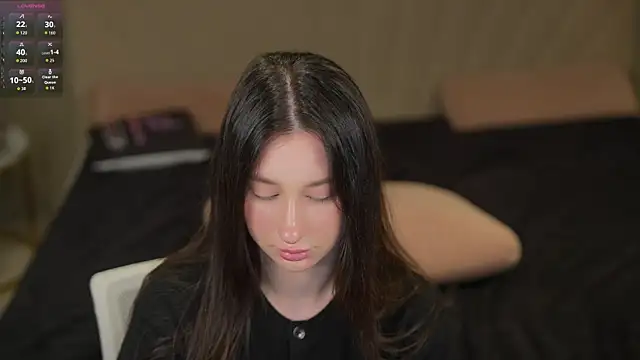 Jenny Bliss online show from December 3, 2025, 11:30 am