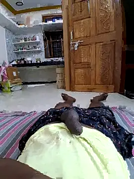 RAYI Queen 3 online show from September 14, 2025, 9:14 pm