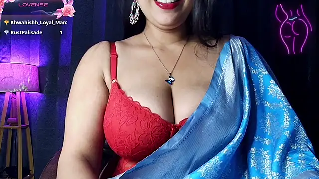 MissNasha online show from November 18, 2025, 1:59 pm