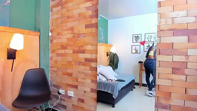 milavega  online show from February 9, 2026, 12:09 pm