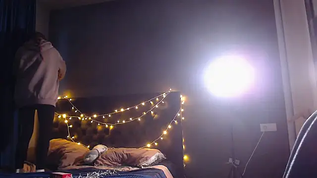 Snapshot of tokyomeow chatting on November 26, 2025, 4:24 am tokyomeow online show from November 26, 2025, 4:24 am