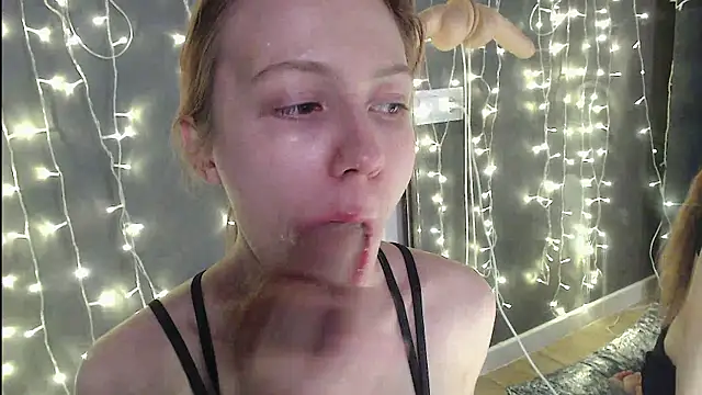 Snapshot of tokyomeow chatting on November 27, 2025, 4:03 am tokyomeow online show from November 27, 2025, 4:03 am