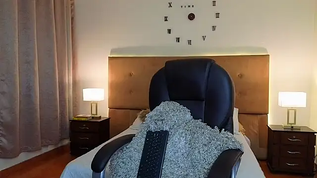 Steven Velez online show from April 19, 2026, 2:55 am