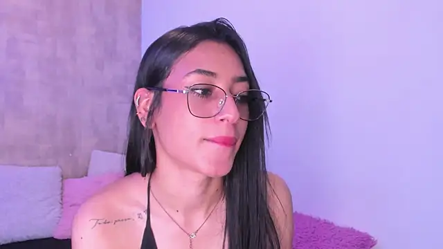 Becky G online show from October 18, 2025, 4:26 am