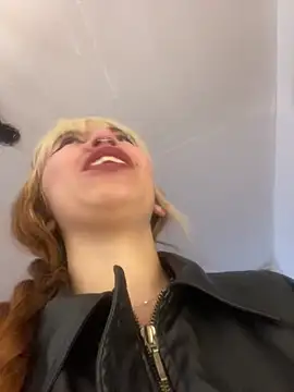 Sallem Pink online show from November 15, 2025, 11:07 am