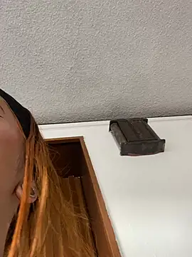 Sallem Pink online show from April 12, 2026, 11:04 am