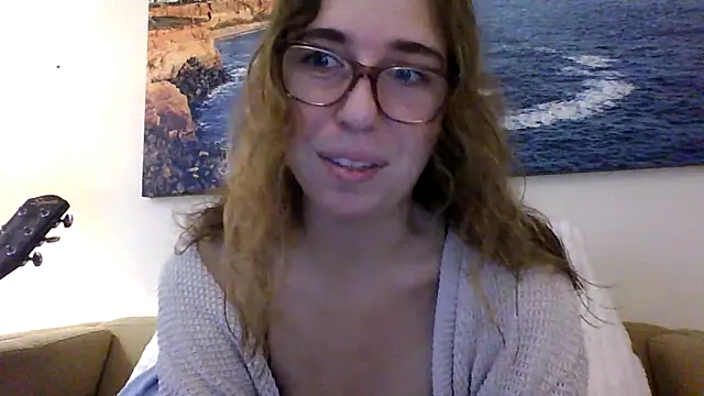 Snapshot of sweetsocalgirl chatting on November 22, 2025, 11:15 pm sweetsocalgirl online show from November 22, 2025, 11:15 pm