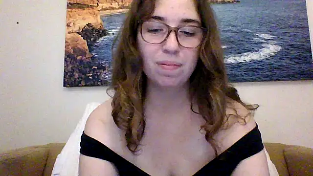 Snapshot of sweetsocalgirl chatting on February 27, 2026, 1:38 am sweetsocalgirl online show from February 27, 2026, 1:38 am