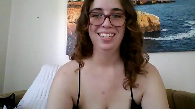sweetsocalgirl online show from March 19, 2026, 11:42 pm