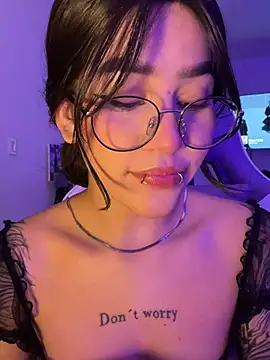 Liz rogers x online show from March 10, 2026, 4:06 am