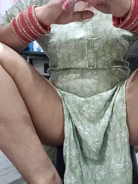 Snapshot of kajal_01raj chatting on November 3, 2025, 6:03 am kajal 01raj online show from November 3, 2025, 6:03 am