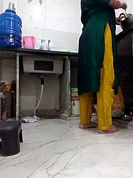 Snapshot of kajal_01raj chatting on November 8, 2025, 5:07 am kajal 01raj online show from November 8, 2025, 5:07 am