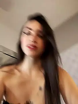 MeganHoffmaan online show from November 4, 2025, 7:57 pm