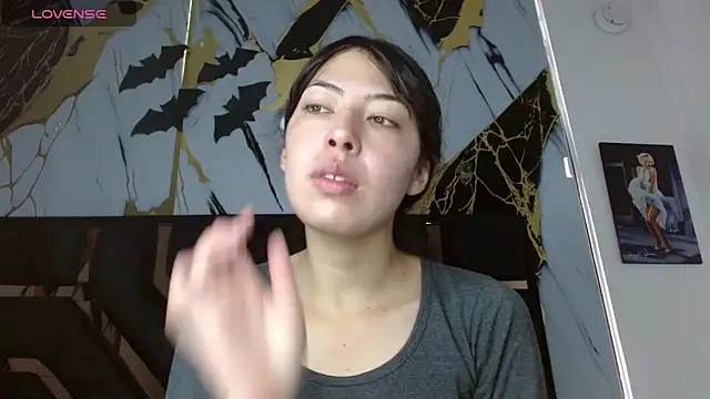 malejahotcs01 online show from December 1, 2025, 1:05 pm