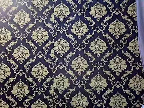 your wifey online show from September 20, 2025, 12:39 pm