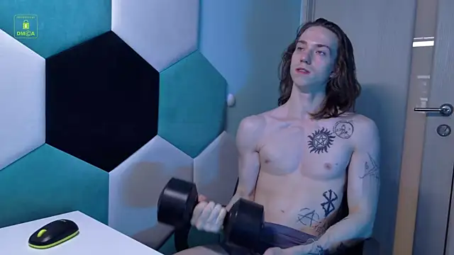 ares pallini online show from September 26, 2025, 10:19 am