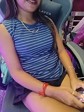 Snapshot of Puja-baby chatting on July 5, 2026, 9:22 pm Puja-baby online show from July 5, 2026, 9:22 pm