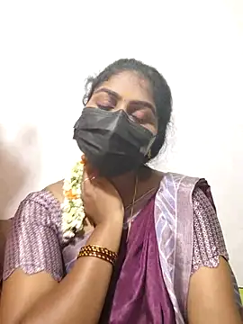Snapshot of Tamil_Princess12 chatting on July 18, 2026, 11:25 am Tamil Princess12 online show from July 18, 2026, 11:25 am