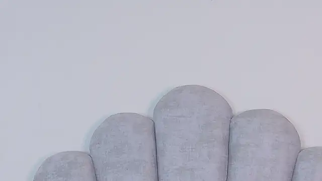 emma-conti2 online show from March 12, 2026, 2:01 pm