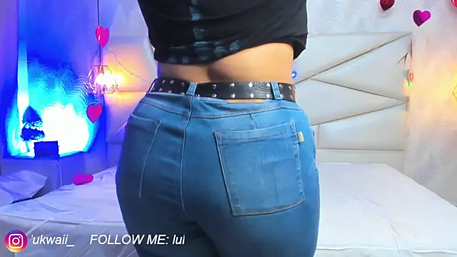 Snapshot of lulukawai16 chatting on February 18, 2026, 7:10 pm lulukawai16 online show from February 18, 2026, 7:10 pm