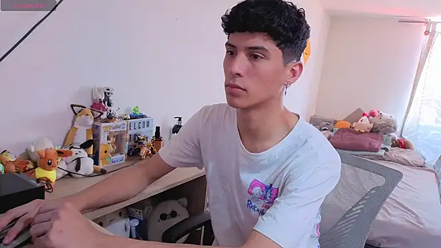 LuClawthorne  online show from March 21, 2026, 6:44 pm