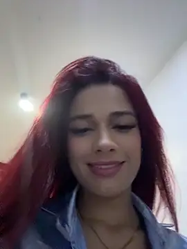 amber sparkle online show from May 25, 2026, 1:06 pm