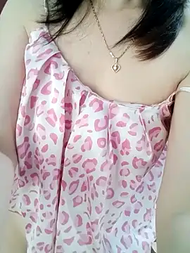 One mores online show from September 18, 2025, 2:57 am