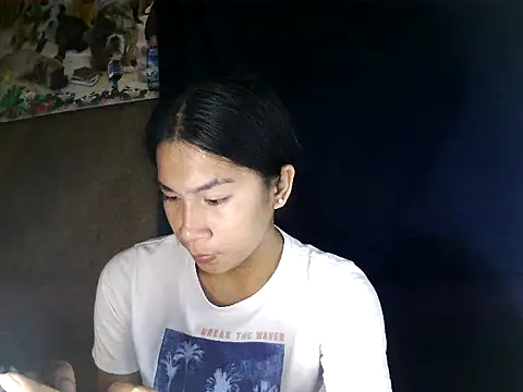 Snapshot of Asian_PrettyAle chatting on October 1, 2025, 4:02 pm Asian PrettyAle online show from October 1, 2025, 4:02 pm