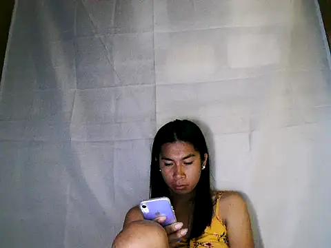 Snapshot of Asian_PrettyAle chatting on January 14, 2026, 1:44 am Asian PrettyAle online show from January 14, 2026, 1:44 am