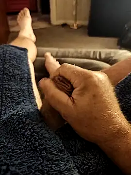 hubbyfun19 online show from September 28, 2025, 6:19 am