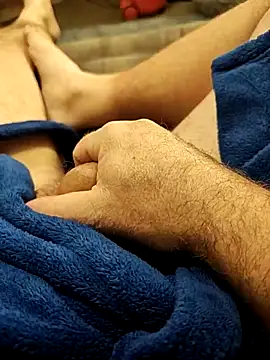 hubbyfun19 online show from December 14, 2025, 6:52 am